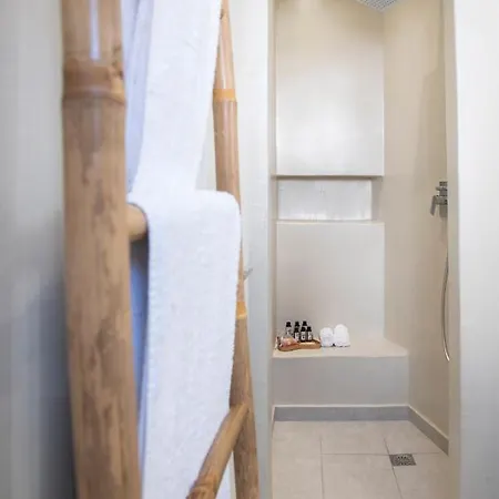 Apartahotel White Orchid