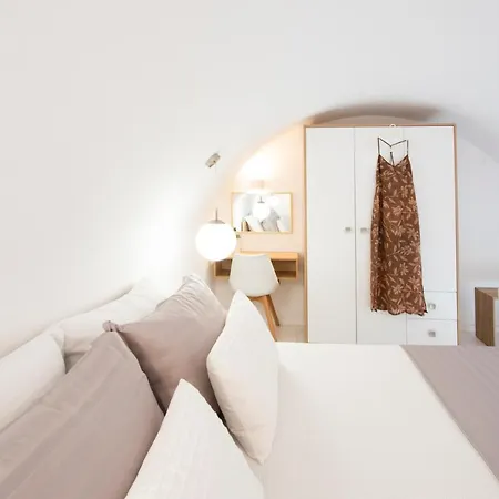 Apartahotel White Orchid