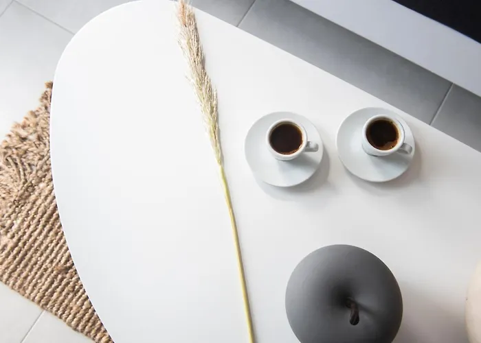 Aparthotel White Orchid