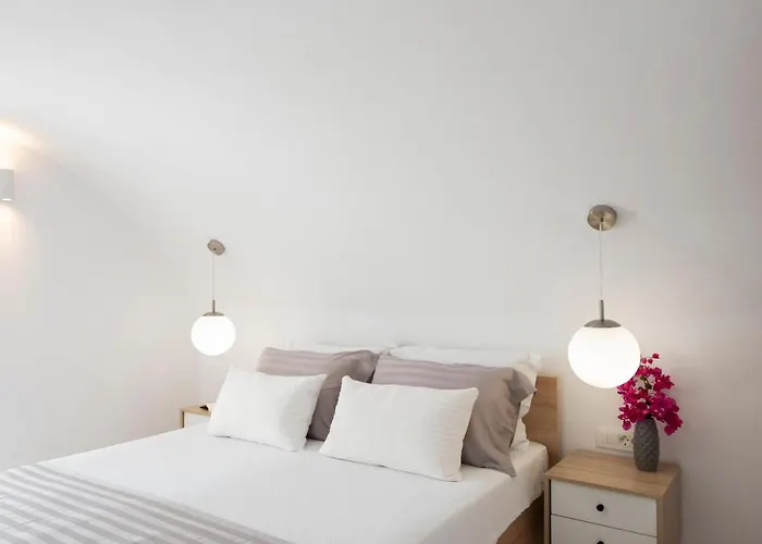 Aparthotel White Orchid