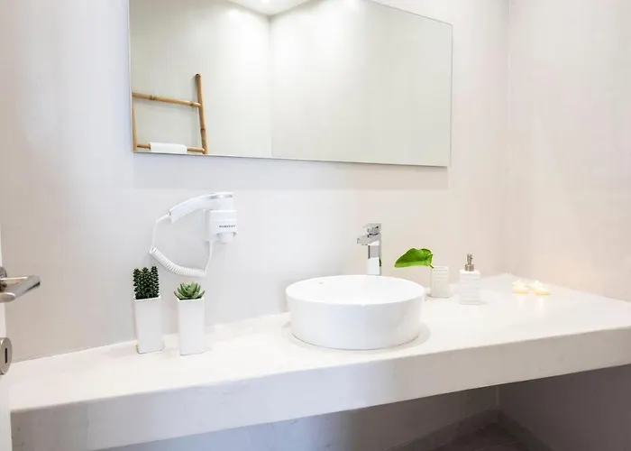 Aparthotel White Orchid Vothon