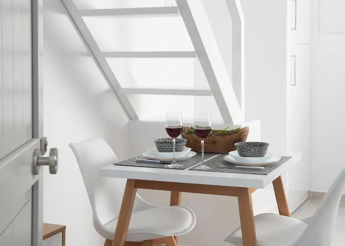 מלון דירות White Orchid